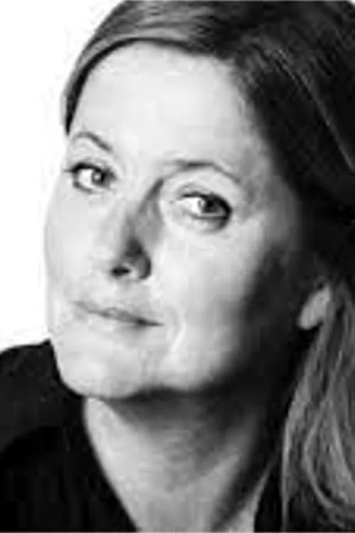 Carina M. Johansson interpretando a Cissi Skvaller