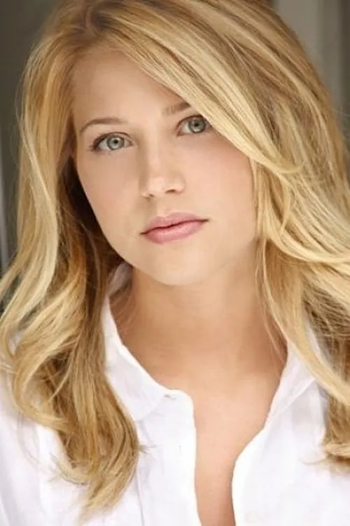 Carissa Capobianco interpretando a Paisley