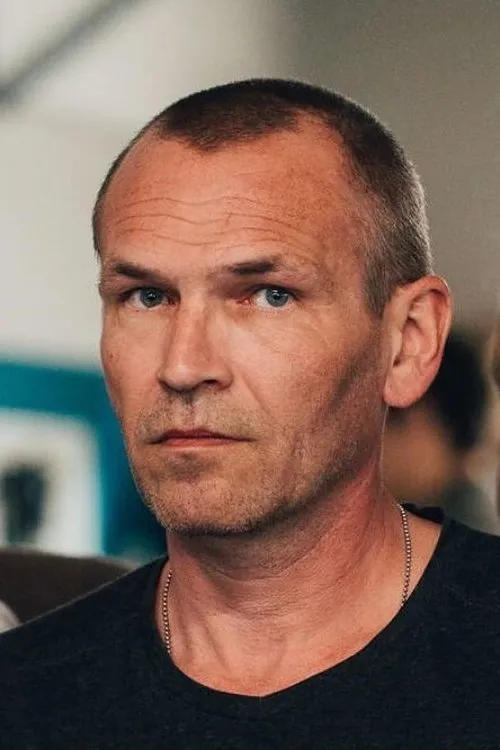 Cédric Auffret ha trabajado con Carl Ernouf en 1 ocasiones