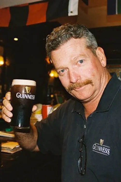 Joshua Brunson ha trabajado con Carl Pfeiffer en 1 ocasiones