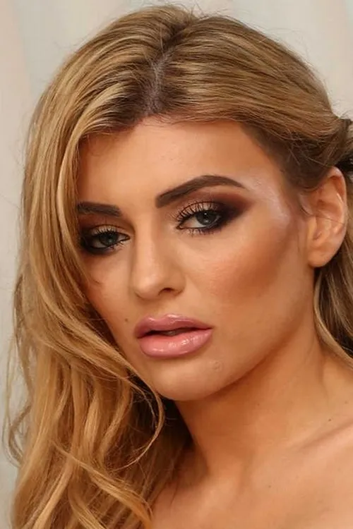 Carla Pryce interpretando a Bunny