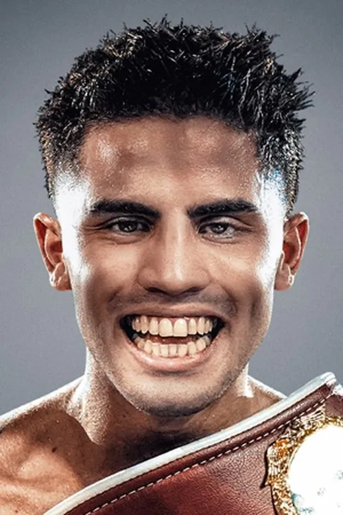 Carlos Alanis interpretando a Self