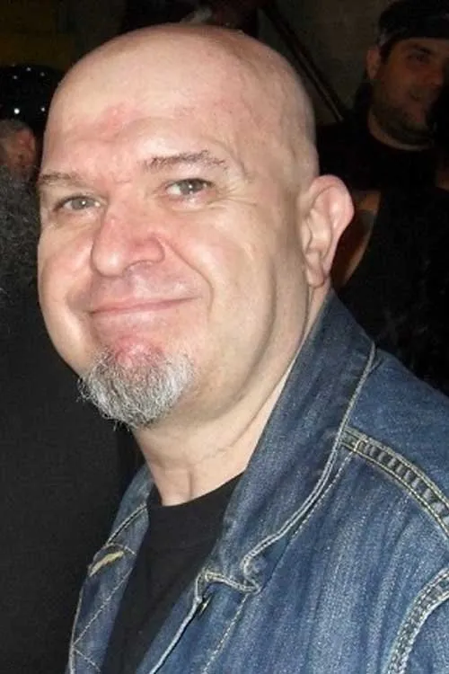 Armando de Castro ha trabajado con Carlos de Castro en 2 ocasiones