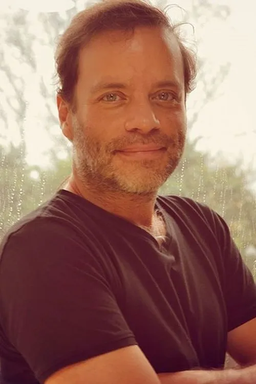 Roberto Colmenares ha trabajado con Carlos Mariño en 1 ocasiones