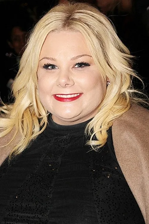 Carly Jibson — personaje: Vivian