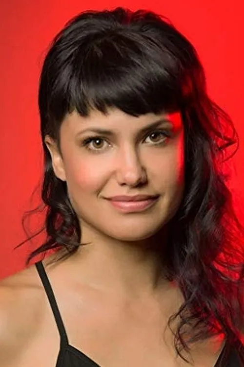 Cinnamon Schultz ha trabajado con Carmen Anello en 1 ocasiones