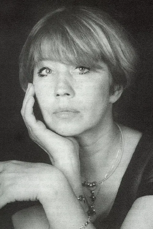 Carmen Galin interpretando a Fanny