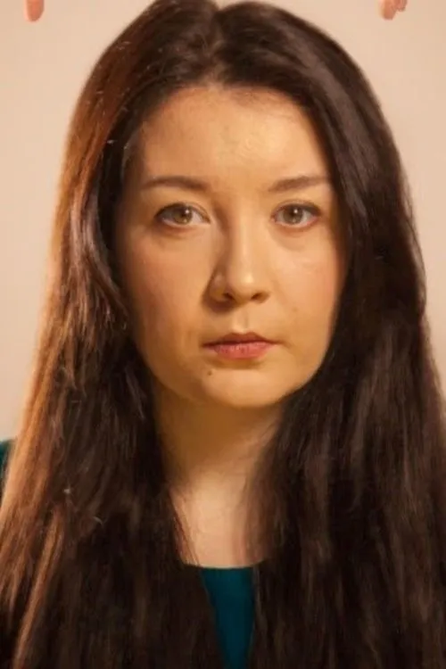 Irene Minovas ha trabajado con Carmen Romero en 1 ocasiones