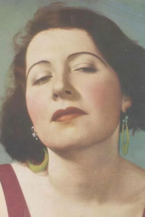 Tom Hardy ha trabajado con Carmen Santos en 1 ocasiones