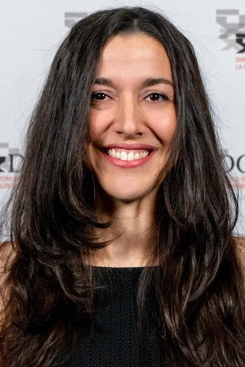 Caroline Labrèche interpretando a Coriandre Painchaud