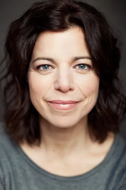 Charlie-Idonia Garand ha trabajado con Caroline Lavigne en 1 ocasiones