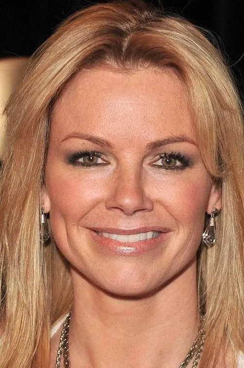 Cassandra Gosselin-Pelletier ha trabajado con Caroline Néron en 1 ocasiones