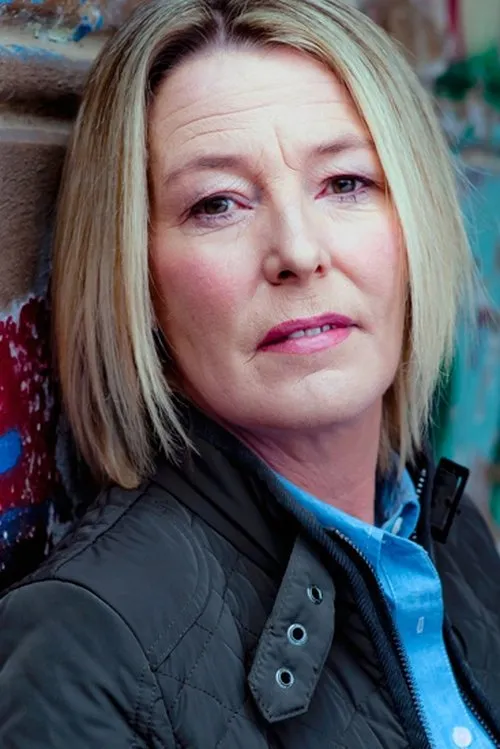 Caroline Paterson interpretando a Jan