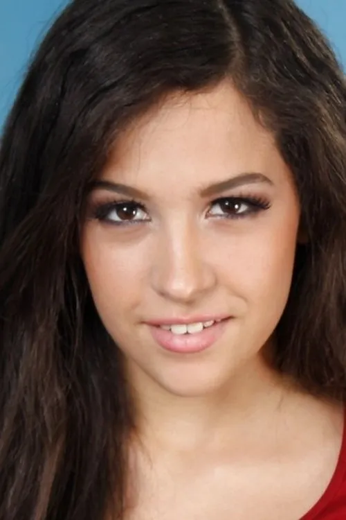 Caroline Ray interpretando a 