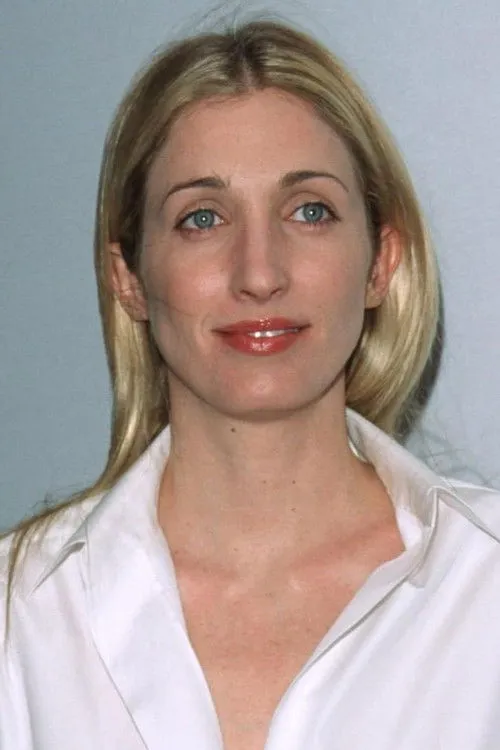 Carolyn Bessette-Kennedy interpretando a Self (archive footage)
