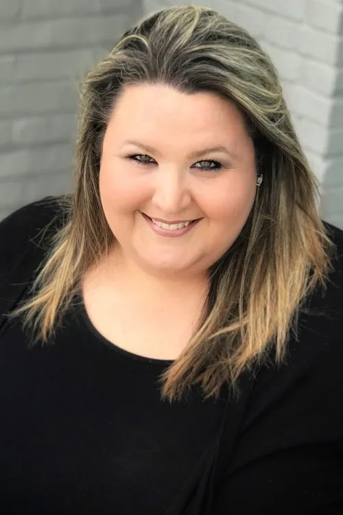 Carrie Baker Reynolds interpretando a Denise