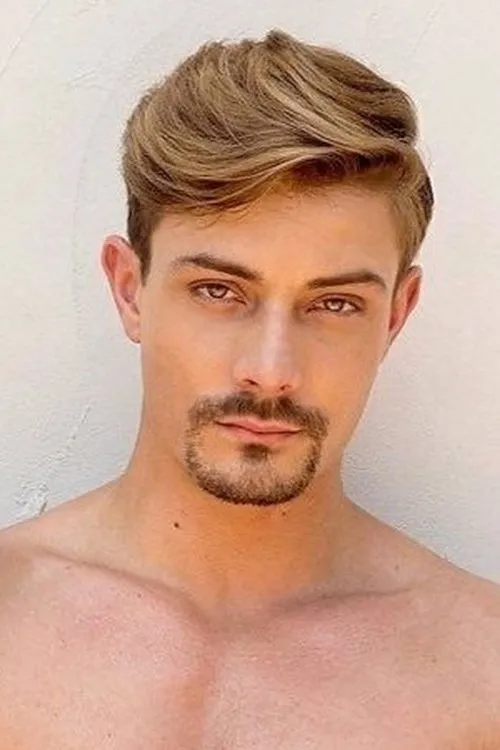 Chris Loan ha trabajado con Carter Dane en 3 ocasiones