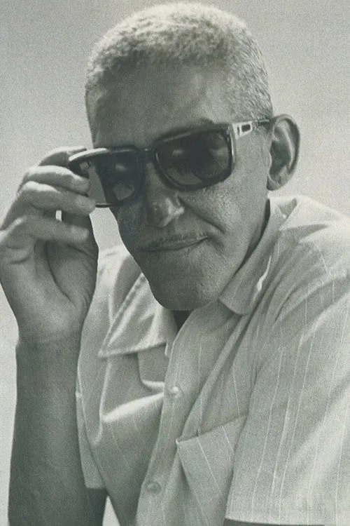 Solano Trindade ha trabajado con Cartola en 1 ocasiones