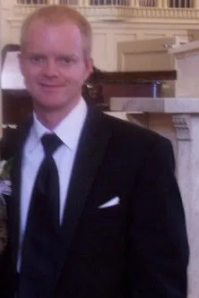 Ryan Richards ha trabajado con Casey Cardwell en 1 ocasiones