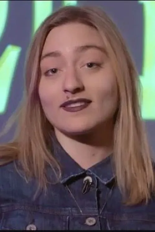 Aaron David Ross ha trabajado con Casey Jane Ellison en 2 ocasiones