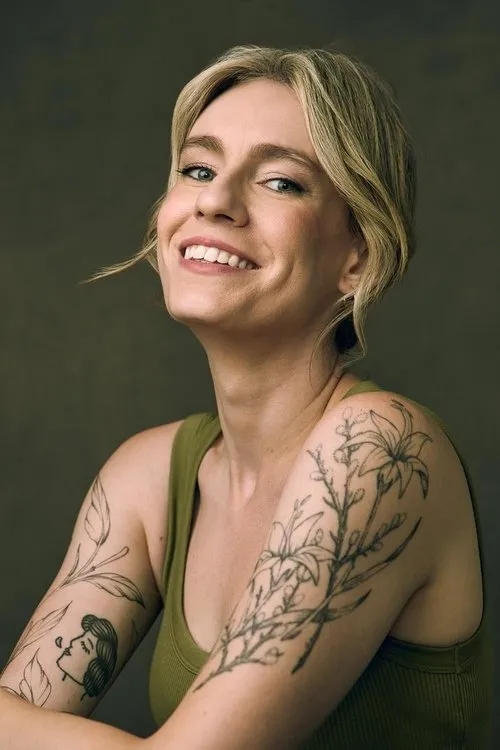 Casey Wortmann interpretando a Sylvia