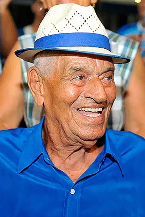 Casquinha da Portela interpretando a Self