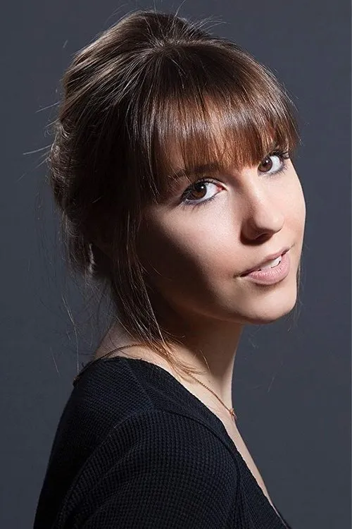 Nicholas Thurkettle ha trabajado con Cassandra Due en 1 ocasiones