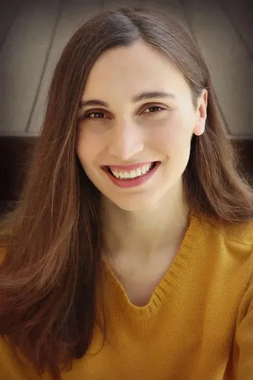 Michelle Nightingale ha trabajado con Cassie Hamilton en 1 ocasiones