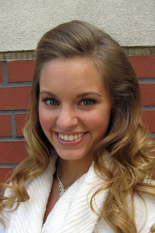 Mike Eshaq ha trabajado con Cassie Keller en 1 ocasiones