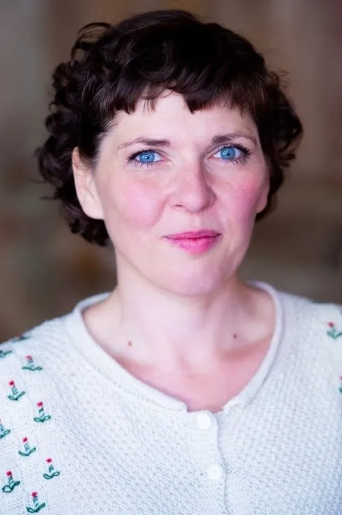 Roxanne Rittmann ha trabajado con Catalina Navarro Kirner en 1 ocasiones