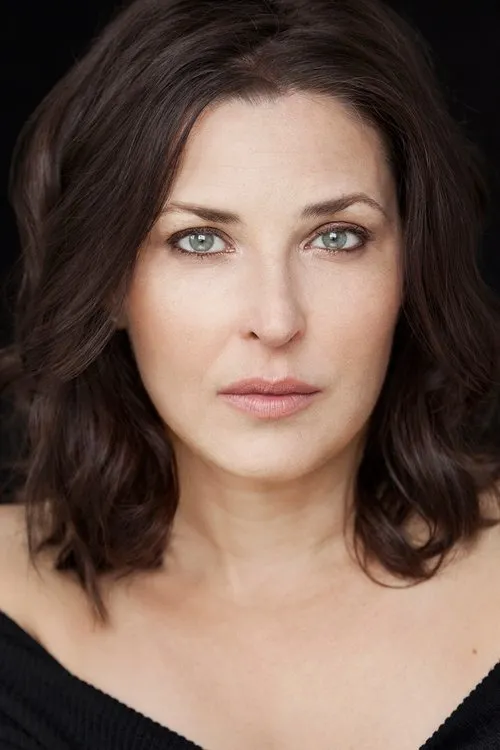 Maxime Gibault ha trabajado con Catherine Sénart en 1 ocasiones