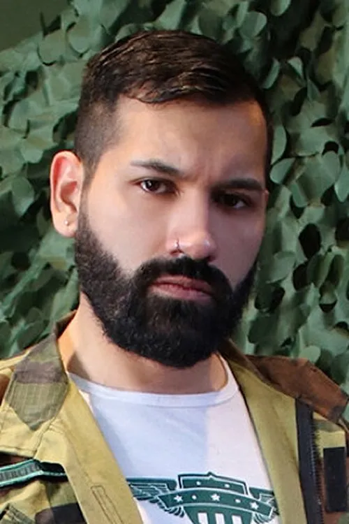 Felix Bonnet ha trabajado con Cecil en 2 ocasiones