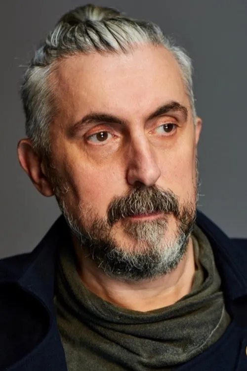 Sinan Bengier ha trabajado con Celal Tak en 5 ocasiones