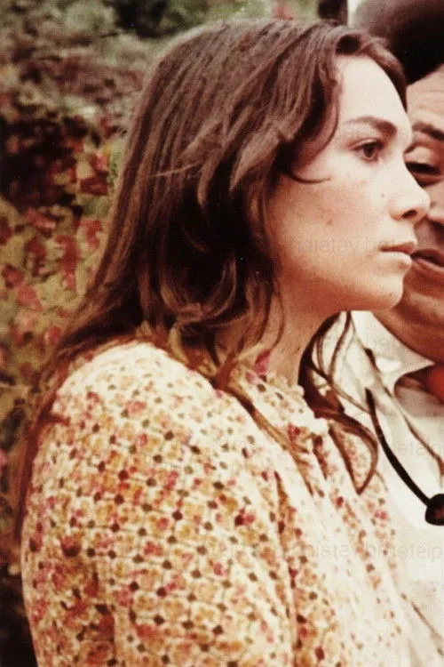 Célia Olga interpretando a Lúcia