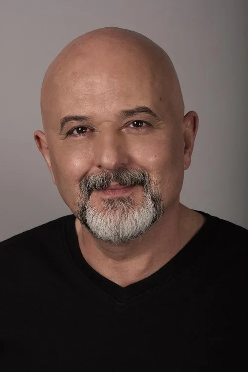 Cem Emüler — personaje: Ferruh Bey