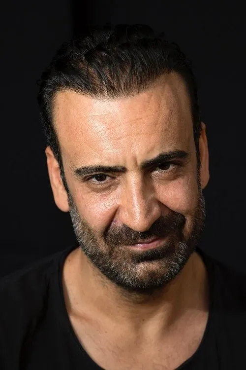 Özgün Çoban ha trabajado con Cem Zeynel Kılıç en 1 ocasiones