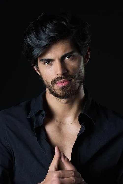 Cenay Türksever — personaje: Hakan Kocaoglu