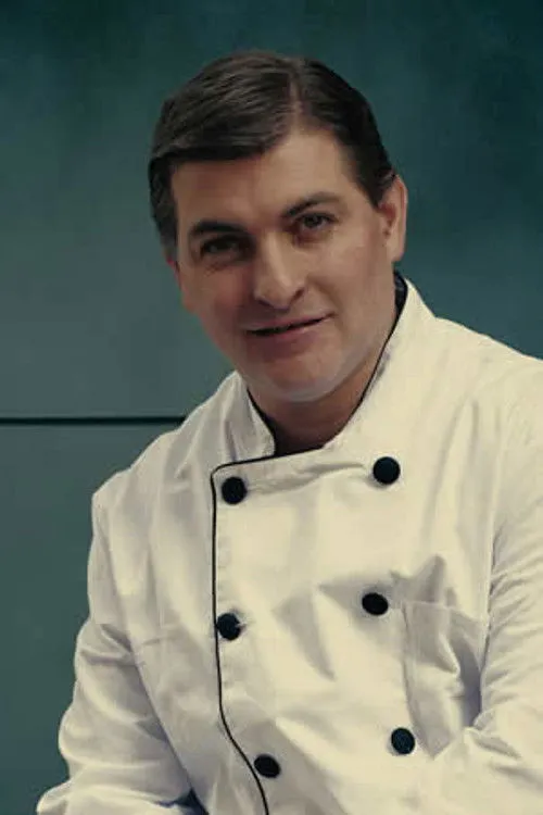 César Román — personaje: Self (archive footage)