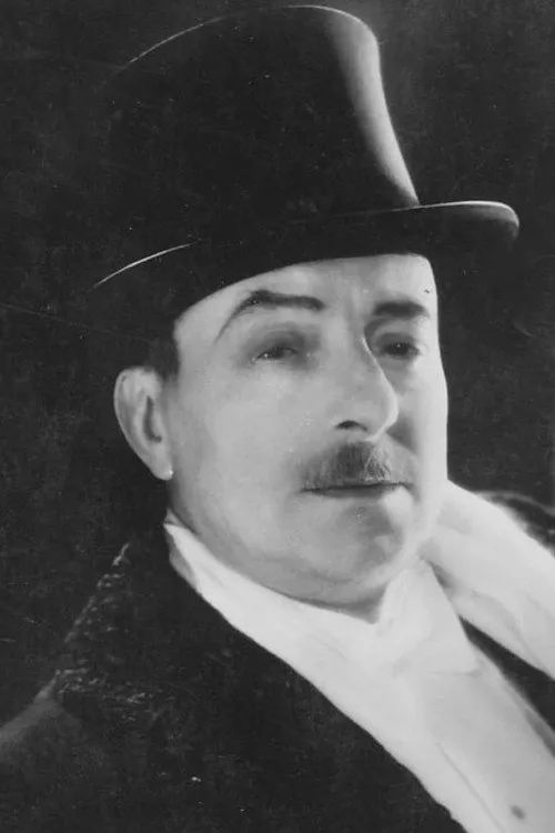 Cesare Zoppetti interpretando a Salvatore