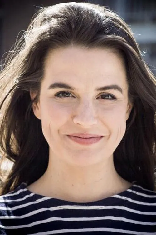 Alisha Nagarsheth ha trabajado con Chantal Simard en 1 ocasiones