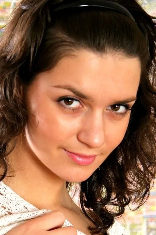 Charissa interpretando a 