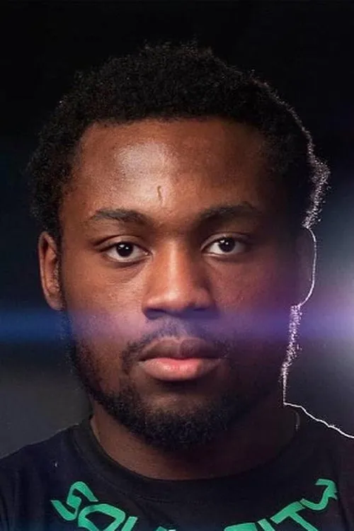 Charles Conwell interpretando a Self