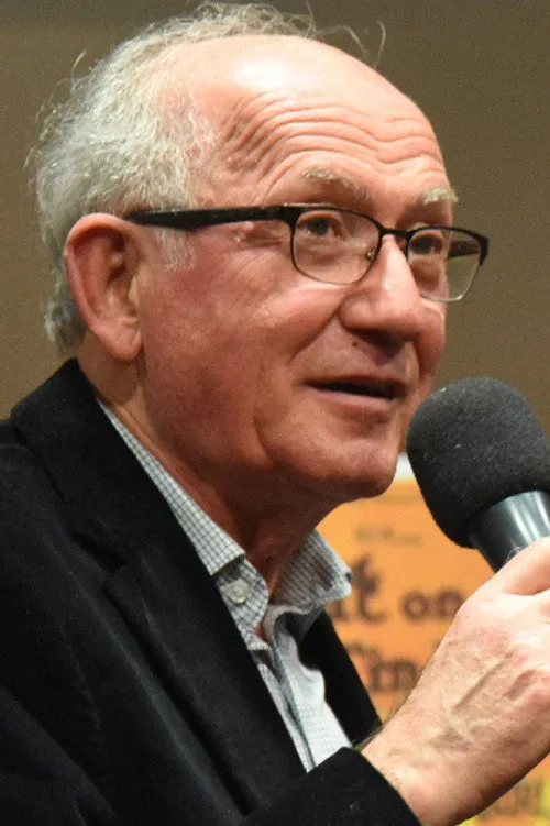Jean Peyrelevade ha trabajado con Charles Fiterman en 1 ocasiones