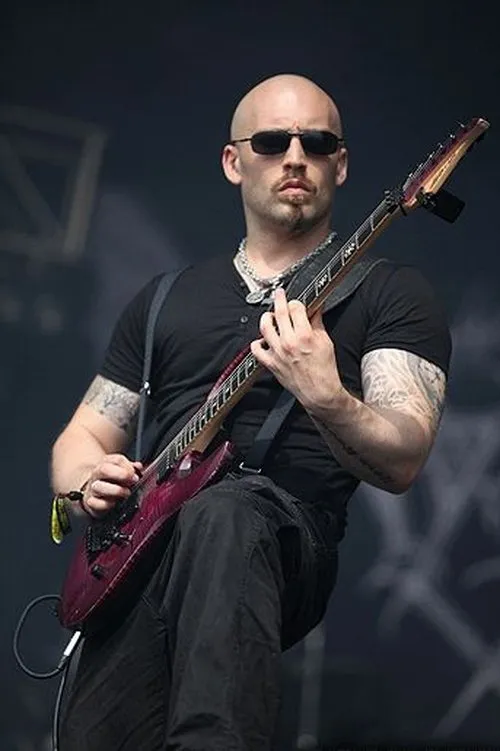 Paul James Allender ha trabajado con Charles „Ghul” Hedger en 2 ocasiones