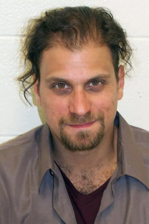 Aaron Cameron ha trabajado con Charles Lo Manto en 1 ocasiones