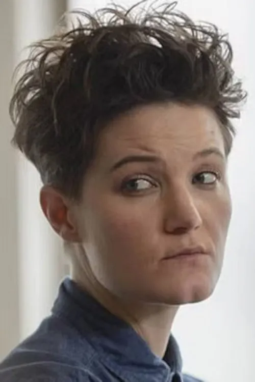 Charlie Covell en su biografía y filmografía