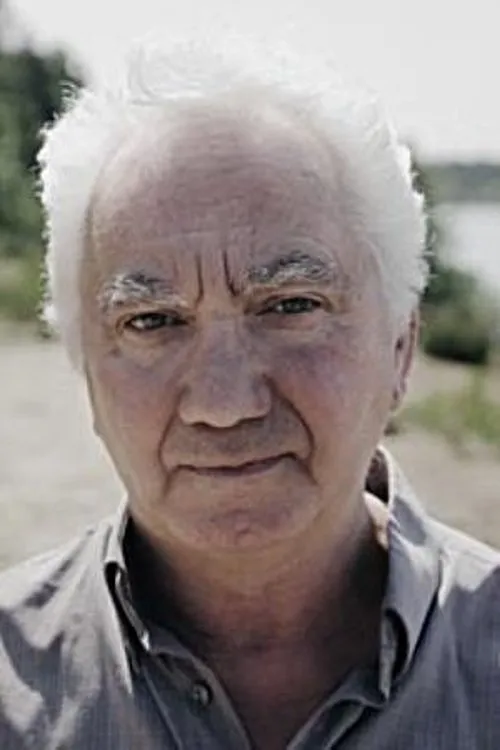 Charlie Hendricks interpretando a Kalle, Entlassener