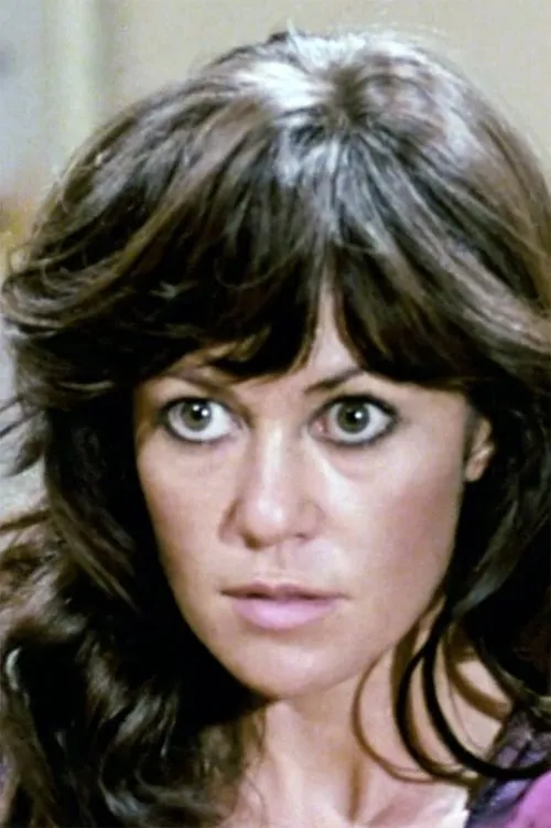 Charlotte Michelle interpretando a Olga