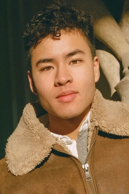 Harris Reed ha trabajado con Chella Man en 1 ocasiones