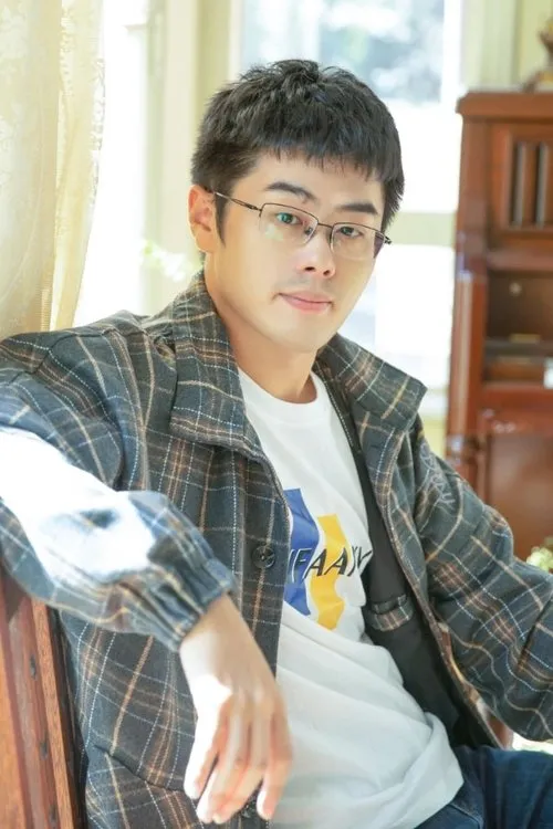 Foto de perfil del actor Chengyuan Li en el reparto